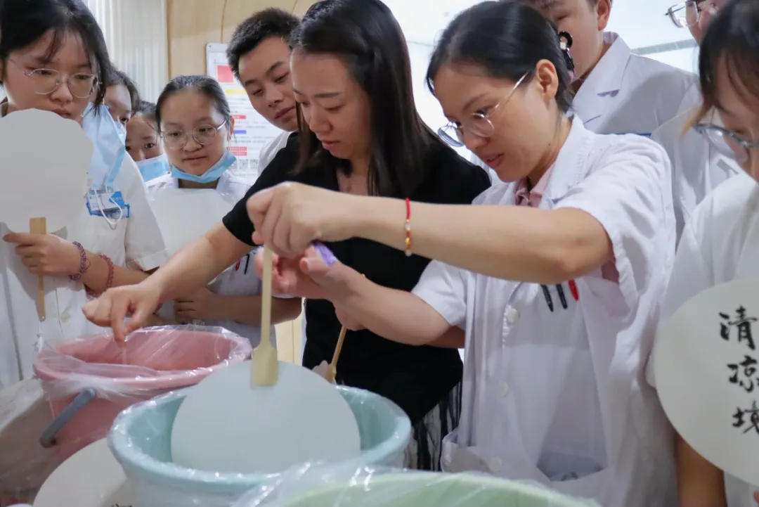 绵阳顾连康复医院举办第七届中国医师节特别庆祝活动