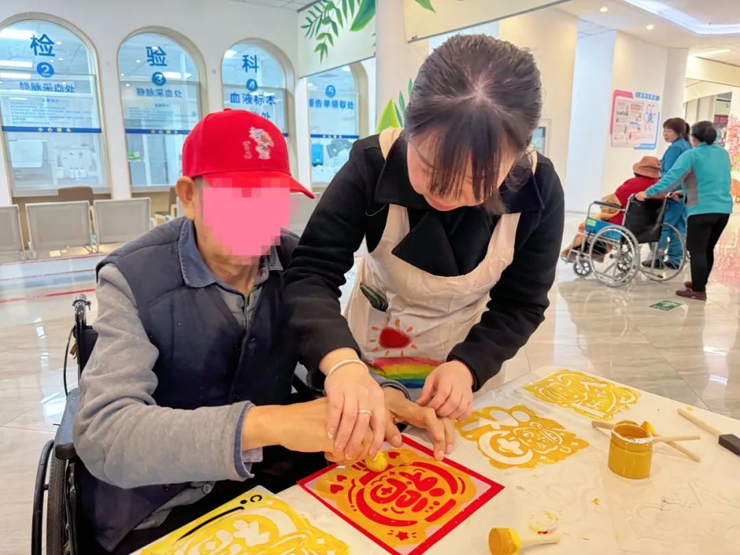 迎春纳福 康复同行 |  在绵阳顾连康复医院集市里，找到新春趣味