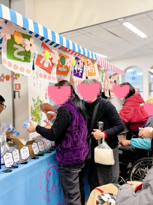 迎春纳福 康复同行 |  在绵阳顾连康复医院集市里，找到新春趣味